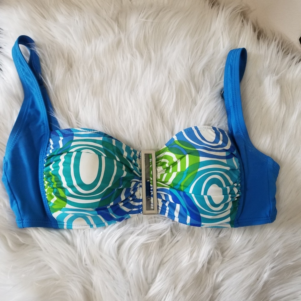 LA BLANCA- gorgeous bandeau wide straps top